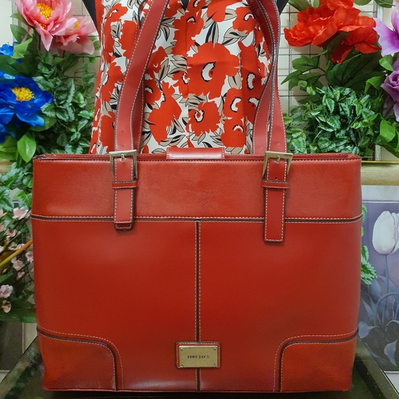 Laura Jones Handbags - Laura Jones | Shoulder Bag / Laptop Bag | Red | Pre-Owned